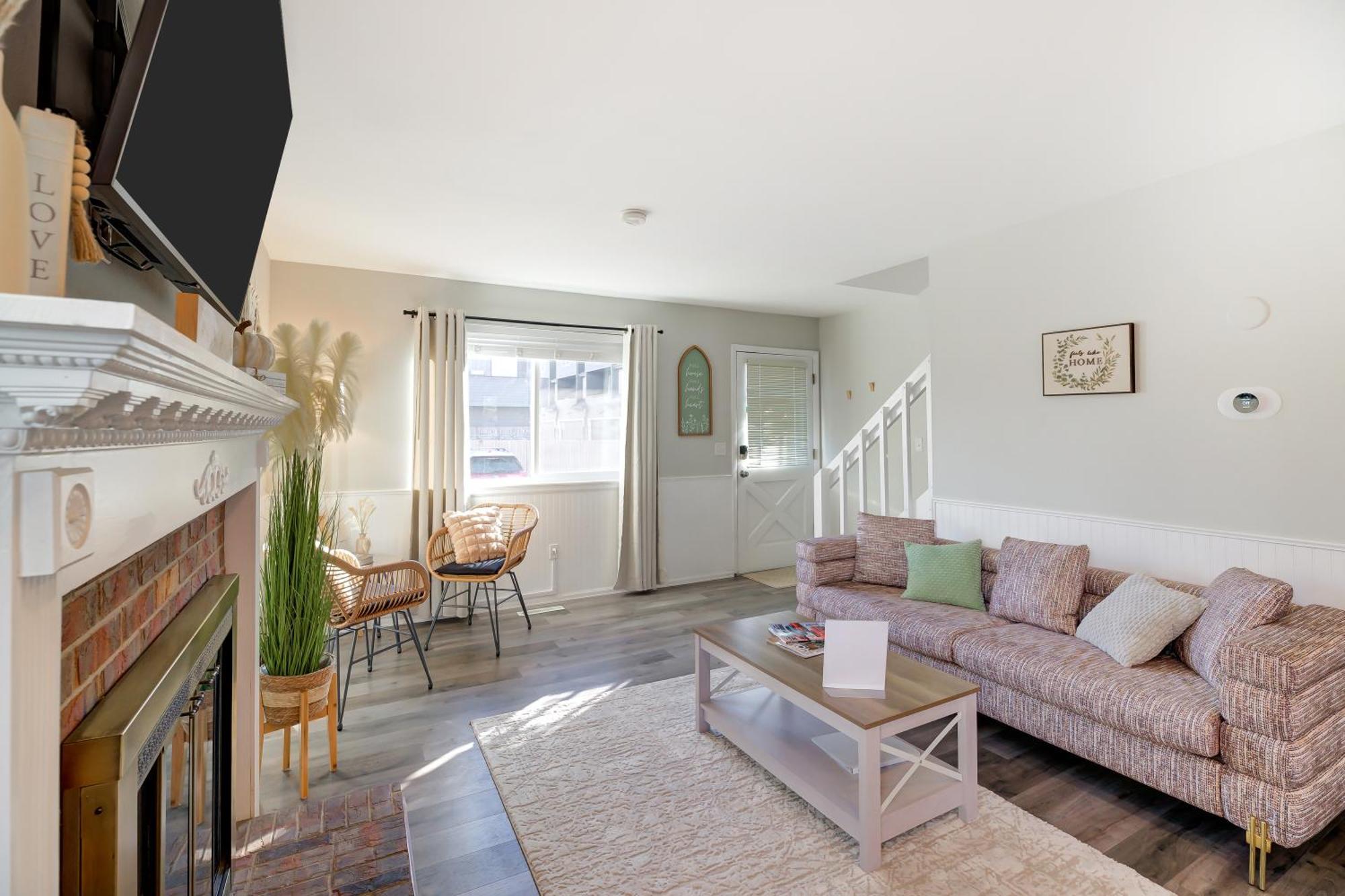 Comfy Family-Size Townhome 2Br-5 People Near Old Town Arvada-10Min Walk 외부 사진